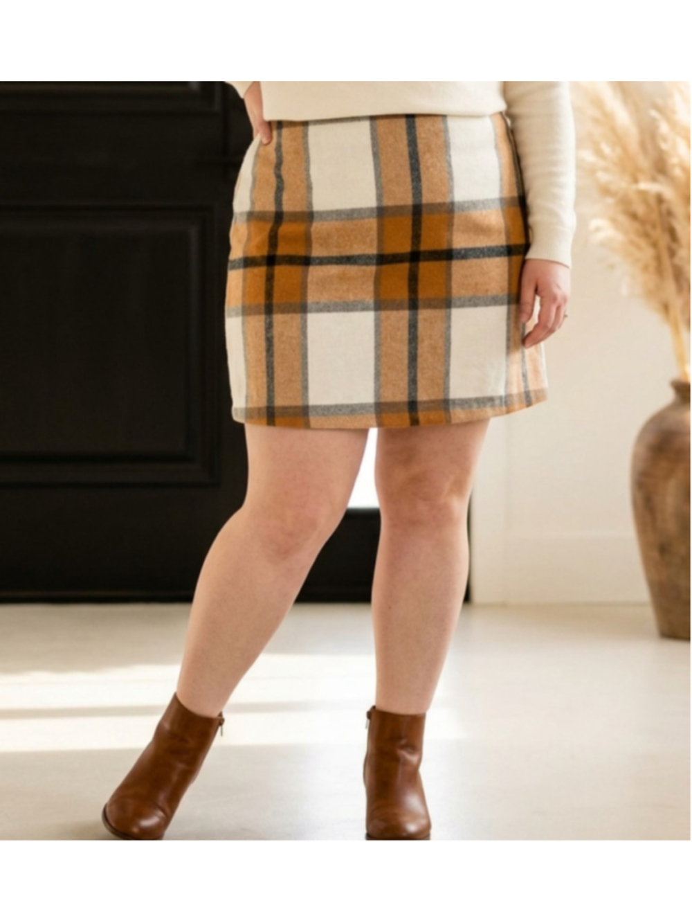 Felted Plaid Mini Skirt XXL Beige White Cozy Acadamia CleanGirl OfficeSiren